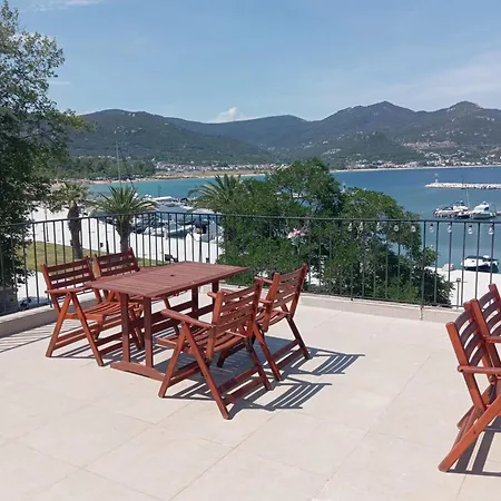 Lejlighed ελένη Nea Iraklitsa