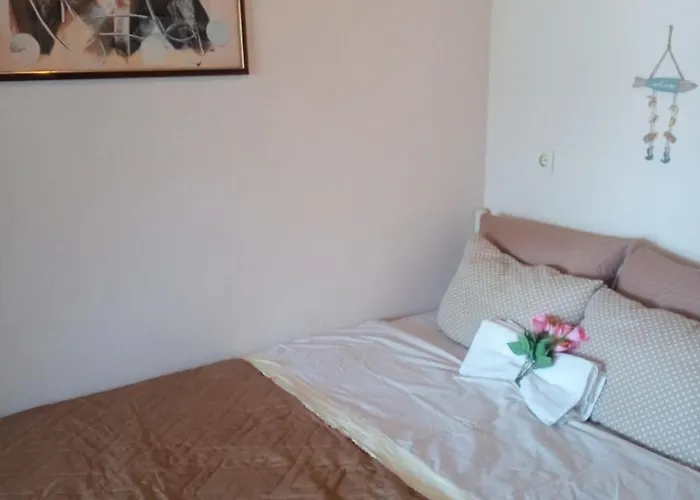 ελένη Apartman *