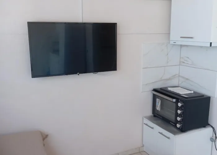 ελένη * Nea Iraklitsa